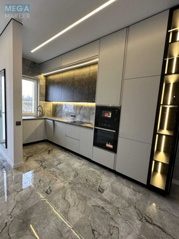 Продаж дома, 2 поверху, 110 кв.м, 3 кімнати, ділянка 2,50 сотки, <a class="location-link" href="/uzhgorod/" title="Недвижимость Ужгород">Ужгород</a>, вул.Загорська (изображение 2)