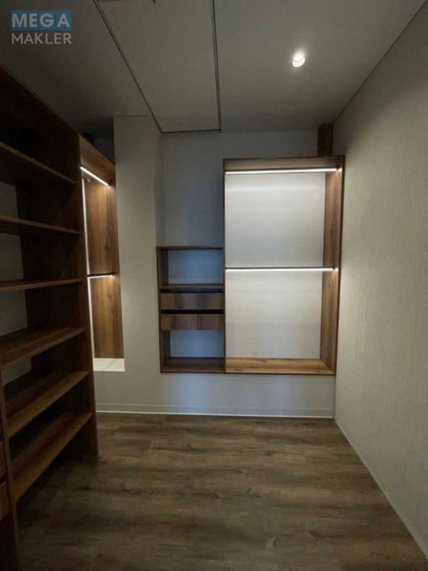Продаж дома, 2 поверху, 140 кв.м, 5 кімнат, ділянка 2,50 сотки, <a class="location-link" href="/uzhgorod/" title="Недвижимость Ужгород">Ужгород</a>, вул.Загорська (изображение 10)