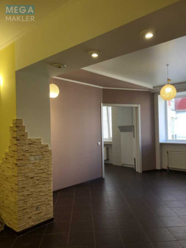 Продаж 2 кімнатної квартири (80/40/9), 5 пов. 9 пов. будинку, <a class="location-link" href="/chernigov/" title="Недвижимость Чернігів">Чернігів</a>, <a class="location-link" href="/chernigov/novozavodskiy/" title="Недвижимость Новозаводський район">Новозаводський р-н</a>, Старобілоуська, 61а (изображение 2)