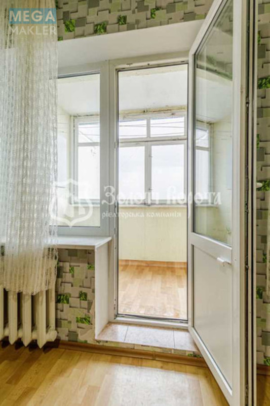 Продаж 3 кімнатної квартири (99/53/11,5), 22 пов. 22 пов. будинку, <a class="location-link" href="/kiev/" title="Недвижимость Київ">Київ</a>, <a class="location-link" href="/kiev/darnickij/" title="Недвижимость Дарницький район">Дарницький р-н</a>, Олени Пчілки вул., 4 (изображение 12)