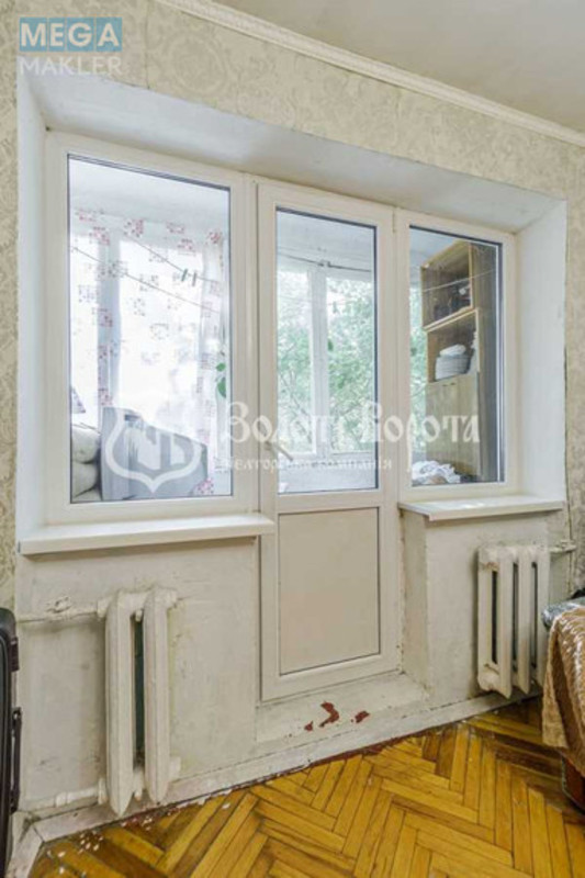 Продаж 1 кімнатної квартири (32/19/6), 2 пов. 5 пов. будинку, <a class="location-link" href="/kiev/" title="Недвижимость Київ">Київ</a>, <a class="location-link" href="/kiev/solomenskij/" title="Недвижимость Солом'янський район">Солом'янський р-н</a>, Вацлава Гавела бульв., 79б (изображение 4)