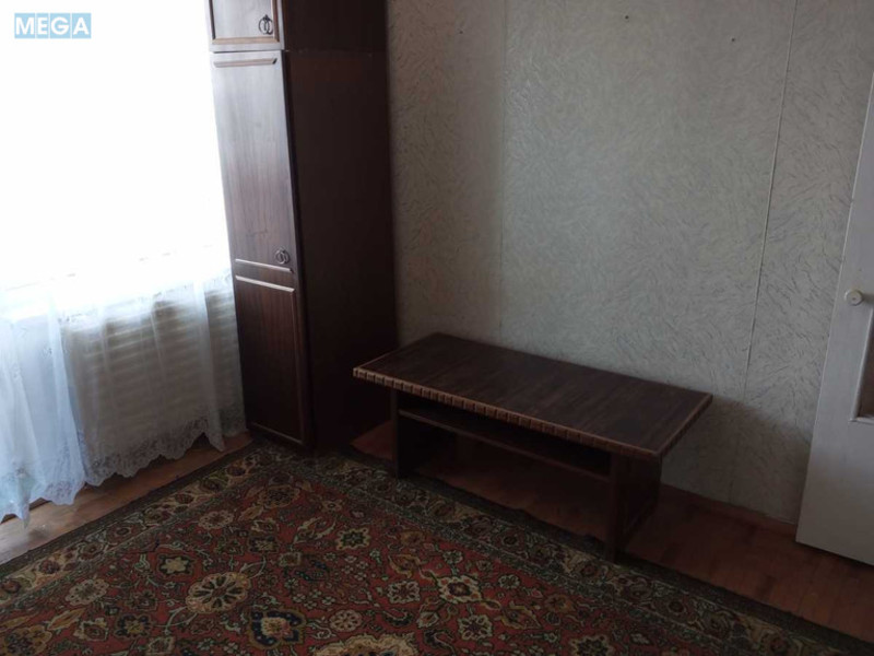 Оренда 2 кімнатної квартири, <a class="location-link" href="/kiev/" title="Недвижимость Київ">Київ</a>, <a class="location-link" href="/kiev/darnickij/" title="Недвижимость Дарницький район">Дарницький р-н</a>, Санаторна вул., 18 (изображение 2)