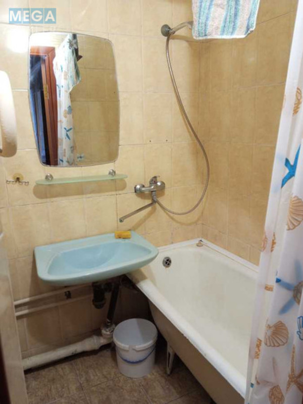 Оренда 2 кімнатної квартири, <a class="location-link" href="/kiev/" title="Недвижимость Київ">Київ</a>, <a class="location-link" href="/kiev/darnickij/" title="Недвижимость Дарницький район">Дарницький р-н</a>, Санаторна вул., 18 (изображение 7)