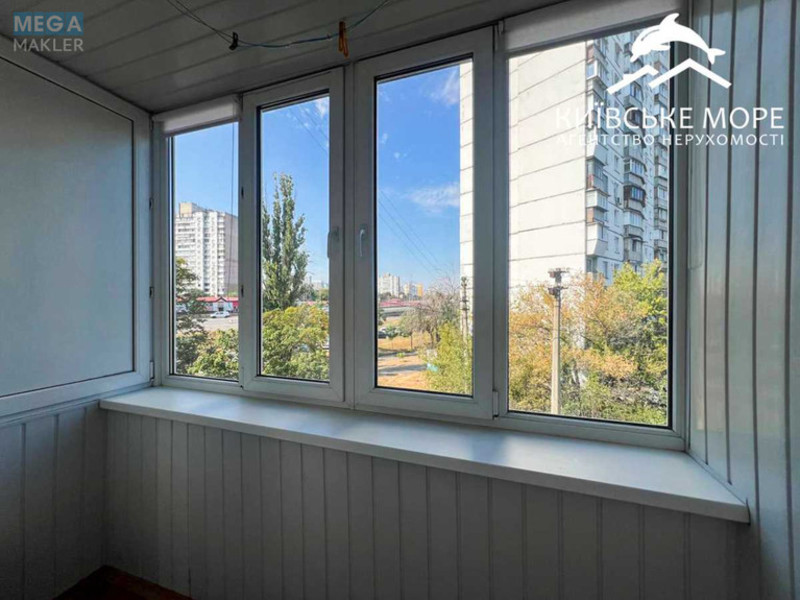 Продаж 2 кімнатної квартири (46/?/?), 3 пов. 5 пов. будинку, <a class="location-link" href="/kiev/" title="Недвижимость Київ">Київ</a>, <a class="location-link" href="/kiev/desnyanskij/" title="Недвижимость Деснянський район">Деснянський р-н</a>, Братиславська вул., 20 (изображение 7)
