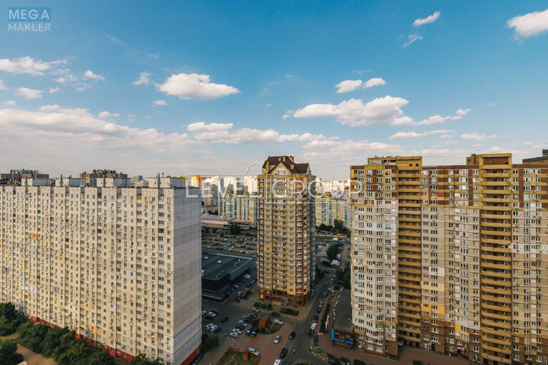 Продаж 3 кімнатної квартири (140/66/13), 23 пов. 24 пов. будинку, <a class="location-link" href="/kiev/" title="Недвижимость Київ">Київ</a>, <a class="location-link" href="/kiev/darnickij/" title="Недвижимость Дарницький район">Дарницький р-н</a>, Анни Ахматової вул., 22 (изображение 21)