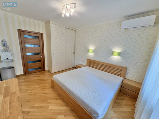 Оренда 3 кімнатної квартири, <a class="location-link" href="/kiev/" title="Недвижимость Київ">Київ</a>, <a class="location-link" href="/kiev/solomenskij/" title="Недвижимость Солом'янський район">Солом'янський р-н</a>, Червона вул., 7 (изображение 20)