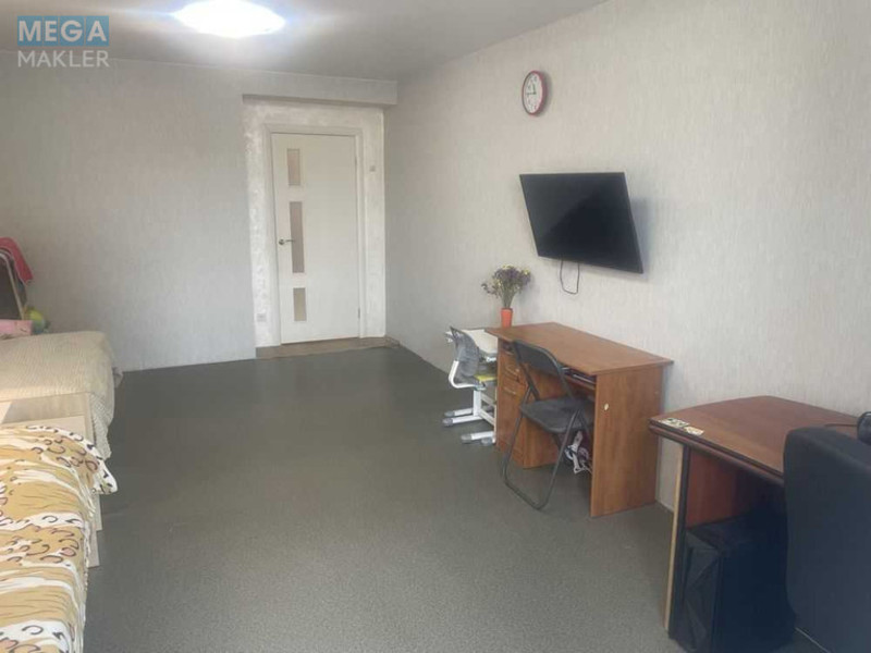 Продаж 2 кімнатної квартири (64,5/?/14,2), 1 пов. 9 пов. будинку, <a class="location-link" href="/lutsk/" title="Недвижимость Луцьк">Луцьк</a>, Арцеулова (изображение 4)