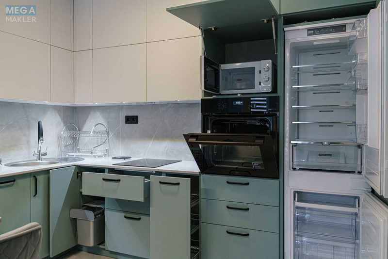 Оренда 1 кімнатної квартири, <a class="location-link" href="/kiev/" title="Недвижимость Київ">Київ</a>, <a class="location-link" href="/kiev/shevchenkovskij/" title="Недвижимость Шевченківський район">Шевченківський р-н</a>, Салютна вул., 2 (изображение 12)