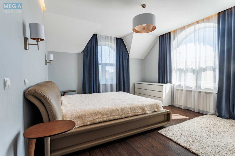 Продаж дома, 2 поверху, 233 кв.м, 6 кімнат, ділянка 12 соток, <a class="location-link" href="/hotov/" title="Недвижимость Хотів">Хотів</a>, Спортивна (изображение 11)