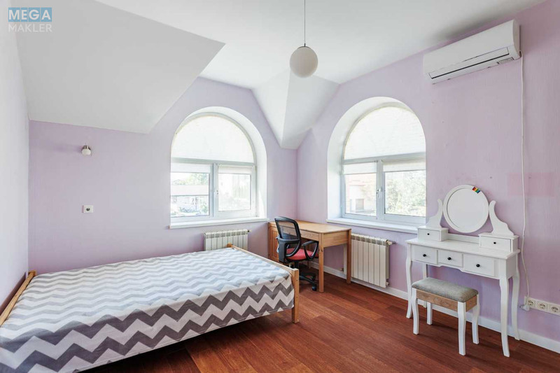 Продаж дома, 2 поверху, 233 кв.м, 6 кімнат, ділянка 12 соток, <a class="location-link" href="/hotov/" title="Недвижимость Хотів">Хотів</a>, Спортивна (изображение 13)