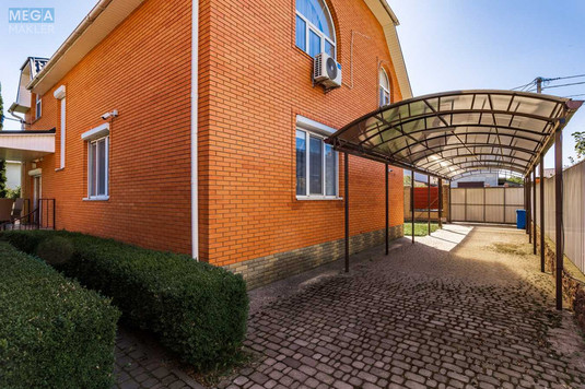 Продаж дома, 2&nbsp;поверху, 233&nbsp;кв.м, 6&nbsp;кімнат, ділянка 12&nbsp;соток, <a class="location-link" href="/hotov/" title="Недвижимость Хотів">Хотів</a>, Спортивна (изображение 19)