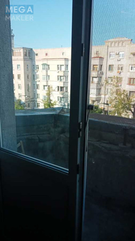 Оренда 2 кімнатної квартири, <a class="location-link" href="/kiev/" title="Недвижимость Київ">Київ</a>, <a class="location-link" href="/kiev/pecherskij/" title="Недвижимость Печерський район">Печерський р-н</a>, Івана Мазепи вул., 4/6 (изображение 15)