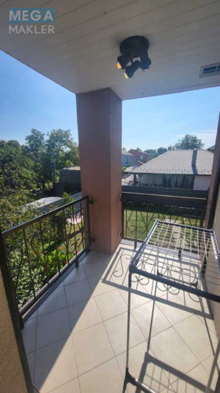 Продаж дома, 3 поверху, 233 кв.м, 6 кімнат, ділянка 6 соток, <a class="location-link" href="/kiev/" title="Недвижимость Київ">Київ</a>, <a class="location-link" href="/kiev/darnickij/" title="Недвижимость Дарницький район">Дарницький р-н</a>, 59-а Садова вул. (изображение 11)