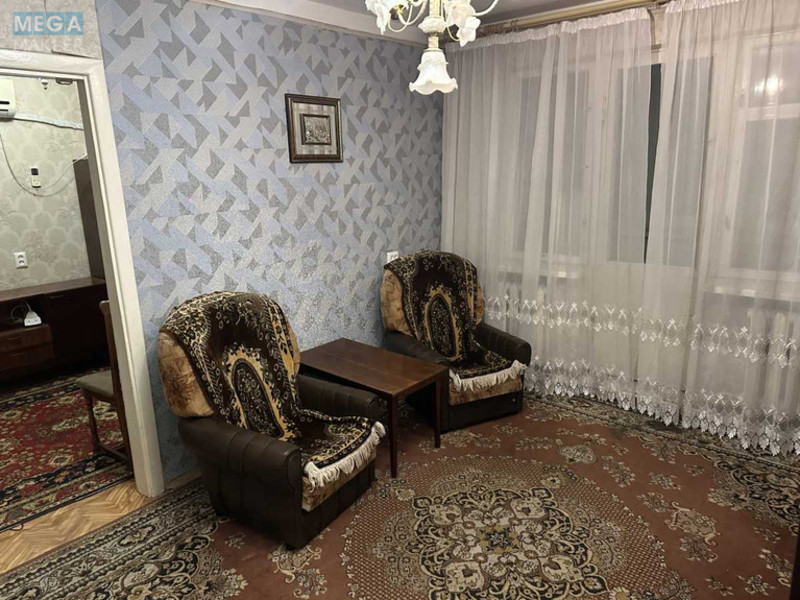 Оренда 2 кімнатної квартири, <a class="location-link" href="/kiev/" title="Недвижимость Київ">Київ</a>, <a class="location-link" href="/kiev/solomenskij/" title="Недвижимость Солом'янський район">Солом'янський р-н</a>, Ушинского ул., 12 (изображение 3)