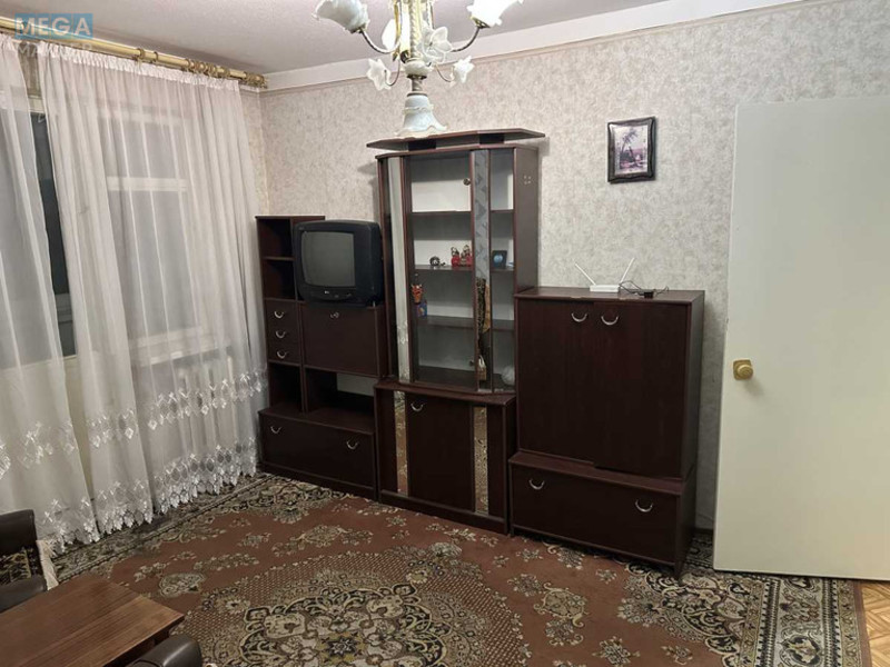 Оренда 2 кімнатної квартири, <a class="location-link" href="/kiev/" title="Недвижимость Київ">Київ</a>, <a class="location-link" href="/kiev/solomenskij/" title="Недвижимость Солом'янський район">Солом'янський р-н</a>, Ушинского ул., 12 (изображение 4)