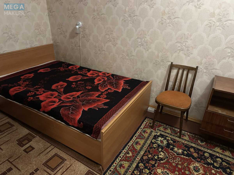 Оренда 2 кімнатної квартири, <a class="location-link" href="/kiev/" title="Недвижимость Київ">Київ</a>, <a class="location-link" href="/kiev/solomenskij/" title="Недвижимость Солом'янський район">Солом'янський р-н</a>, Ушинского ул., 12 (изображение 7)