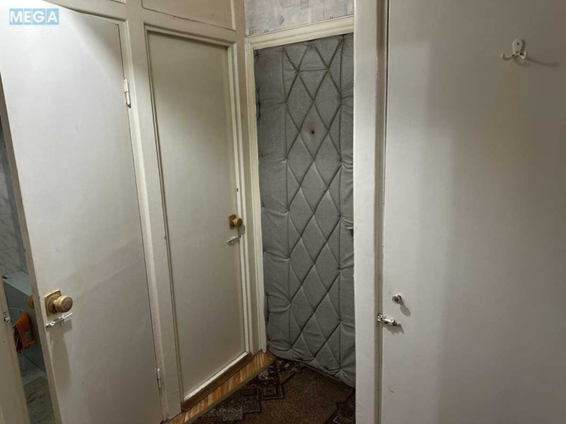 Оренда 2 кімнатної квартири, <a class="location-link" href="/kiev/" title="Недвижимость Київ">Київ</a>, <a class="location-link" href="/kiev/solomenskij/" title="Недвижимость Солом'янський район">Солом'янський р-н</a>, Ушинского ул., 12 (изображение 17)