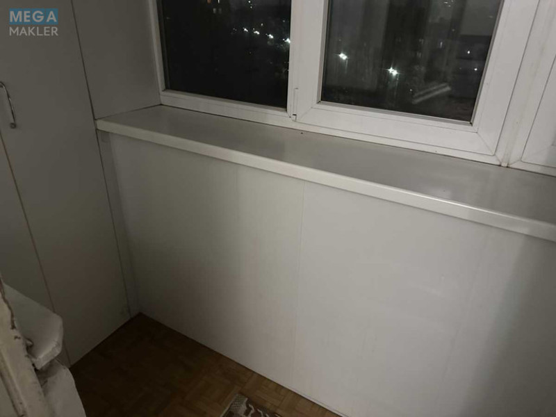 Оренда 2 кімнатної квартири, <a class="location-link" href="/kiev/" title="Недвижимость Київ">Київ</a>, <a class="location-link" href="/kiev/solomenskij/" title="Недвижимость Солом'янський район">Солом'янський р-н</a>, Ушинского ул., 12 (изображение 18)