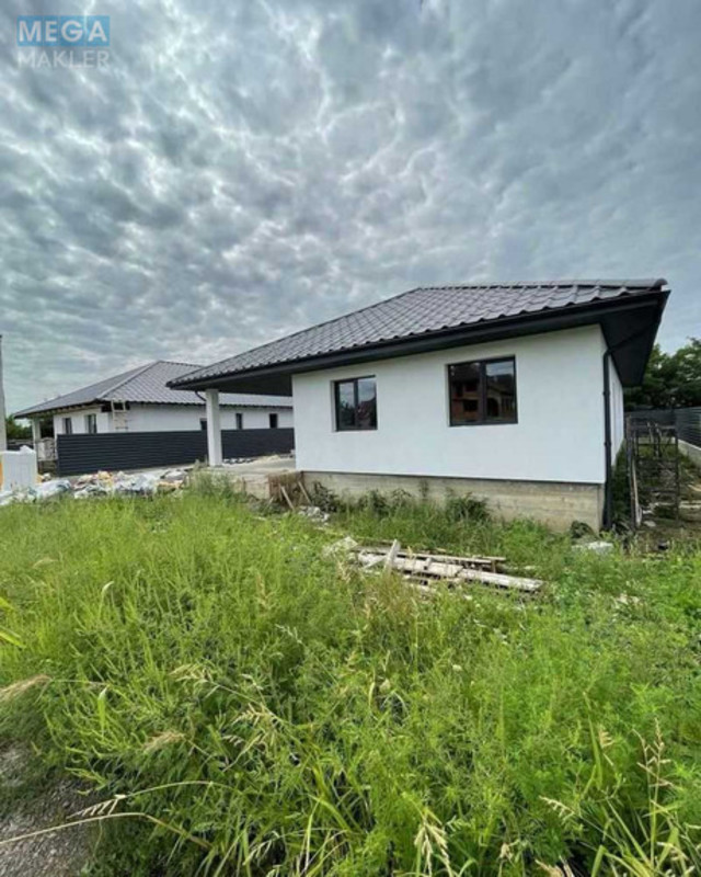 Продаж дома, 1&nbsp; поверх, 130&nbsp;кв.м, 4&nbsp;кімнати, ділянка 5&nbsp;соток, <a class="location-link" href="/uzhgorod/" title="Недвижимость Ужгород">Ужгород</a>, вул.Перемоги (изображение 8)