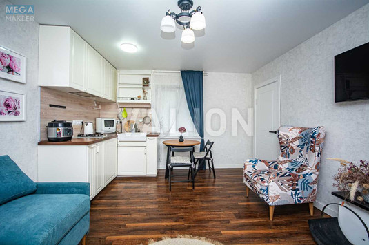 Продаж дома, 2&nbsp;поверху, 50&nbsp;кв.м, 2&nbsp;кімнати, ділянка 10&nbsp;соток, <a class="location-link" href="/kiev/" title="Недвижимость Київ">Київ</a>, <a class="location-link" href="/kiev/darnickij/" title="Недвижимость Дарницький район">Дарницький р-н</a>, Центральная ул. (изображение 2)
