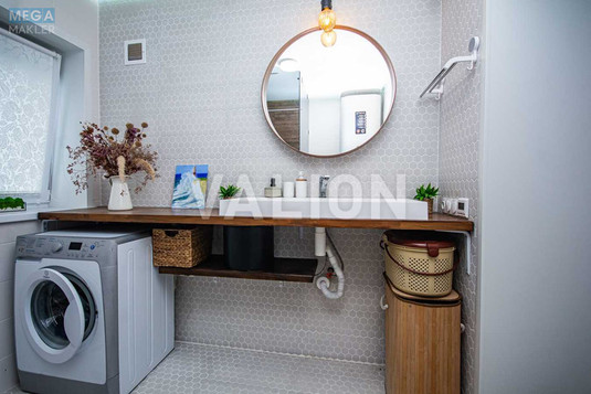 Продаж дома, 2&nbsp;поверху, 50&nbsp;кв.м, 2&nbsp;кімнати, ділянка 10&nbsp;соток, <a class="location-link" href="/kiev/" title="Недвижимость Київ">Київ</a>, <a class="location-link" href="/kiev/darnickij/" title="Недвижимость Дарницький район">Дарницький р-н</a>, Центральная ул. (изображение 5)