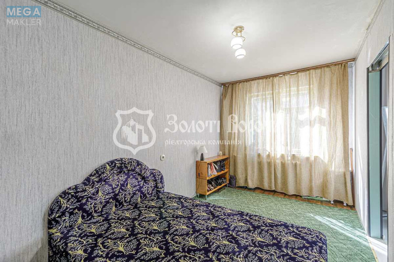 Продаж 2 кімнатної квартири (45/25/7), 3 пов. 5 пов. будинку, <a class="location-link" href="/kiev/" title="Недвижимость Київ">Київ</a>, <a class="location-link" href="/kiev/shevchenkovskij/" title="Недвижимость Шевченківський район">Шевченківський р-н</a>, Академіка Туполєва вул., 15б (изображение 5)