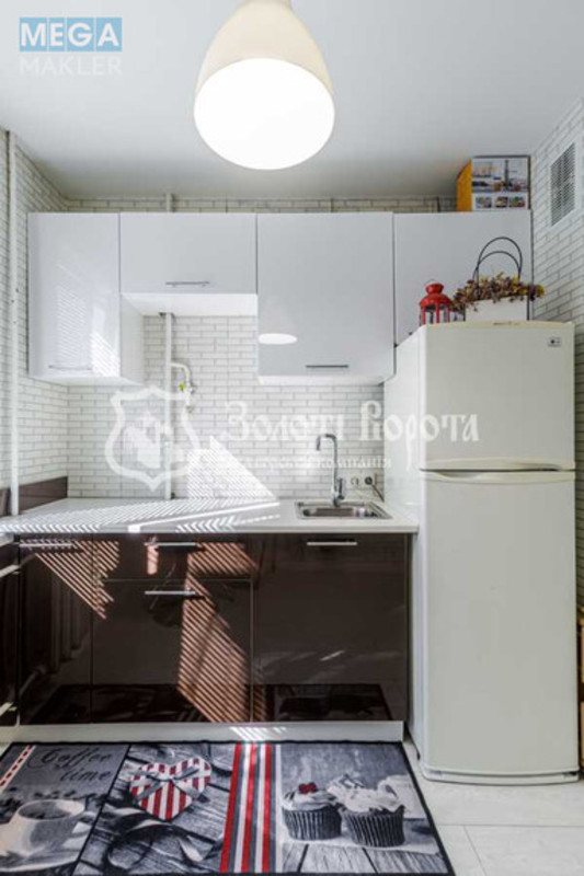 Продаж 2 кімнатної квартири (45/25/7), 3 пов. 5 пов. будинку, <a class="location-link" href="/kiev/" title="Недвижимость Київ">Київ</a>, <a class="location-link" href="/kiev/shevchenkovskij/" title="Недвижимость Шевченківський район">Шевченківський р-н</a>, Академіка Туполєва вул., 15б (изображение 9)