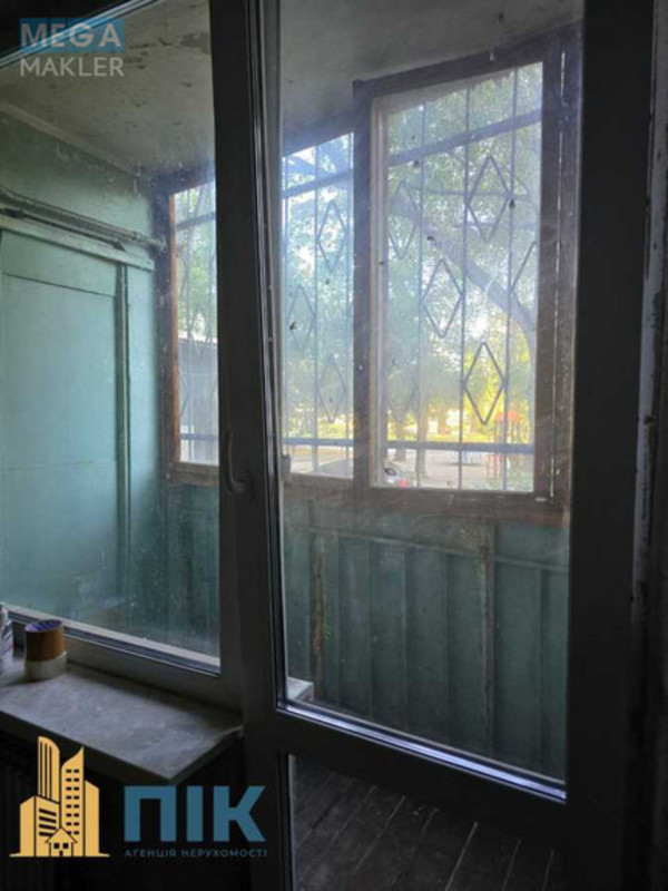 Продаж 2 кімнатної квартири (55/32/8), 1 пов. 16 пов. будинку, <a class="location-link" href="/kiev/" title="Недвижимость Київ">Київ</a>, <a class="location-link" href="/kiev/goloseevskij/" title="Недвижимость Голосіївський район">Голосіївський р-н</a>, Академика Заболотного ул., 128 (изображение 8)