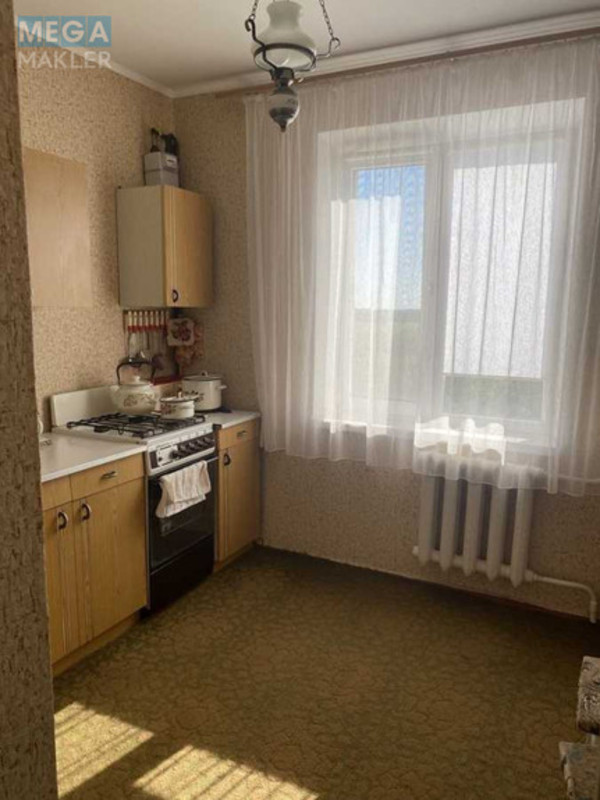 Продаж 1 кімнатної квартири (35/20/9), 9 пов. 9 пов. будинку, <a class="location-link" href="/rovno/" title="Недвижимость Рівне">Рівне</a>, Кулика і Гудачека (изображение 6)