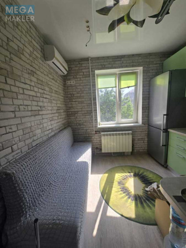 Оренда 2 кімнатної квартири, <a class="location-link" href="/kiev/" title="Недвижимость Київ">Київ</a>, <a class="location-link" href="/kiev/goloseevskij/" title="Недвижимость Голосіївський район">Голосіївський р-н</a>, Михайла Ломоносова вул., 8 (изображение 8)