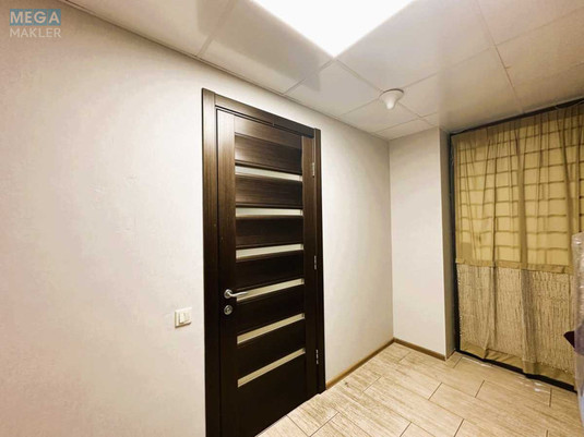 Оренда комерційної нерухомості, 125&nbsp;кв.м, <a class="location-link" href="/kiev/" title="Недвижимость Київ">Київ</a>, <a class="location-link" href="/kiev/pecherskij/" title="Недвижимость Печерський район">Печерський р-н</a>, Щорса вул., 32Г (изображение 5)