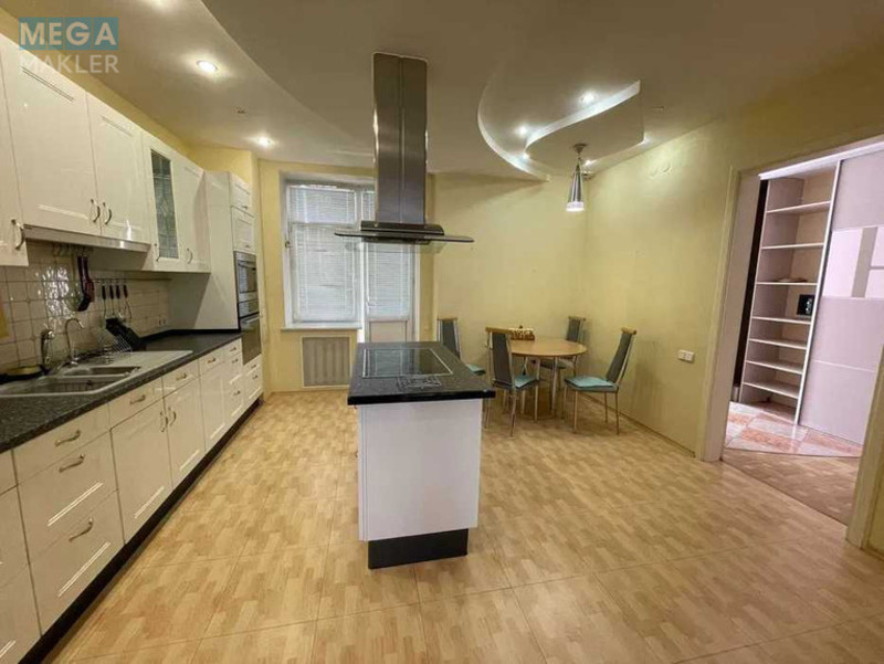 Оренда 3 кімнатної квартири, <a class="location-link" href="/kiev/" title="Недвижимость Київ">Київ</a>, <a class="location-link" href="/kiev/pecherskij/" title="Недвижимость Печерський район">Печерський р-н</a>, Антоновича вул., 140 (изображение 4)