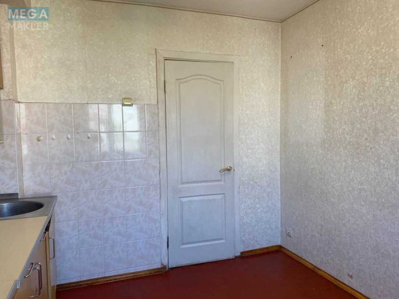 Продаж 2 кімнатної квартири (65/33,7/9,7), 9 пов. 10 пов. будинку, <a class="location-link" href="/kiev/" title="Недвижимость Київ">Київ</a>, <a class="location-link" href="/kiev/shevchenkovskij/" title="Недвижимость Шевченківський район">Шевченківський р-н</a>, Золотоустівська вул., 4 (изображение 3)