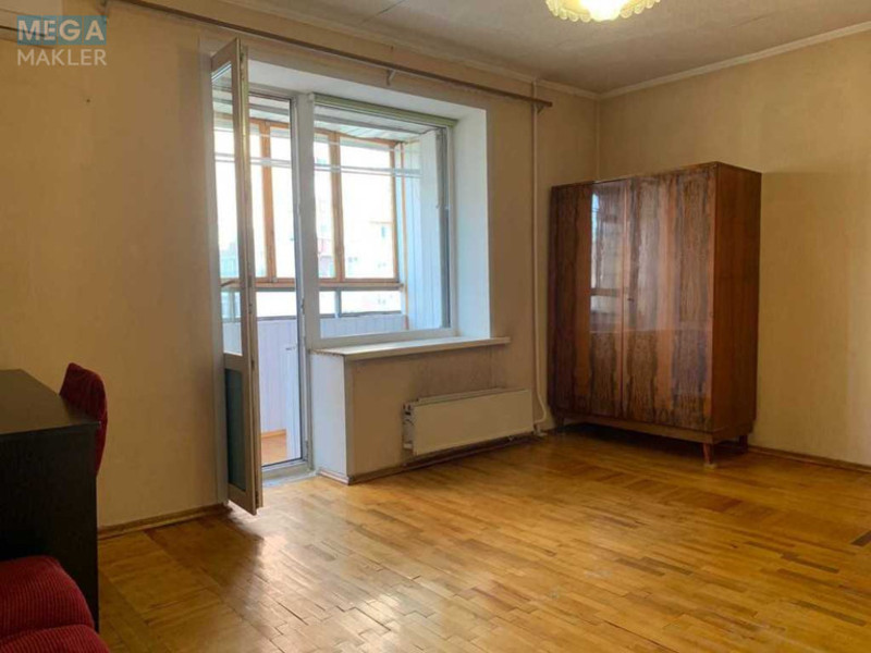 Продаж 2 кімнатної квартири (65/33,7/9,7), 9 пов. 10 пов. будинку, <a class="location-link" href="/kiev/" title="Недвижимость Київ">Київ</a>, <a class="location-link" href="/kiev/shevchenkovskij/" title="Недвижимость Шевченківський район">Шевченківський р-н</a>, Золотоустівська вул., 4 (изображение 4)
