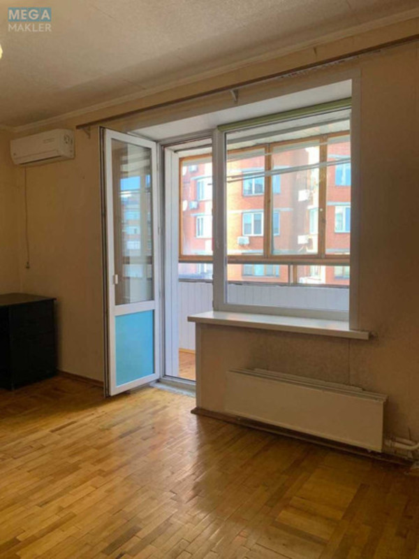Продаж 2 кімнатної квартири (65/33,7/9,7), 9 пов. 10 пов. будинку, <a class="location-link" href="/kiev/" title="Недвижимость Київ">Київ</a>, <a class="location-link" href="/kiev/shevchenkovskij/" title="Недвижимость Шевченківський район">Шевченківський р-н</a>, Золотоустівська вул., 4 (изображение 6)