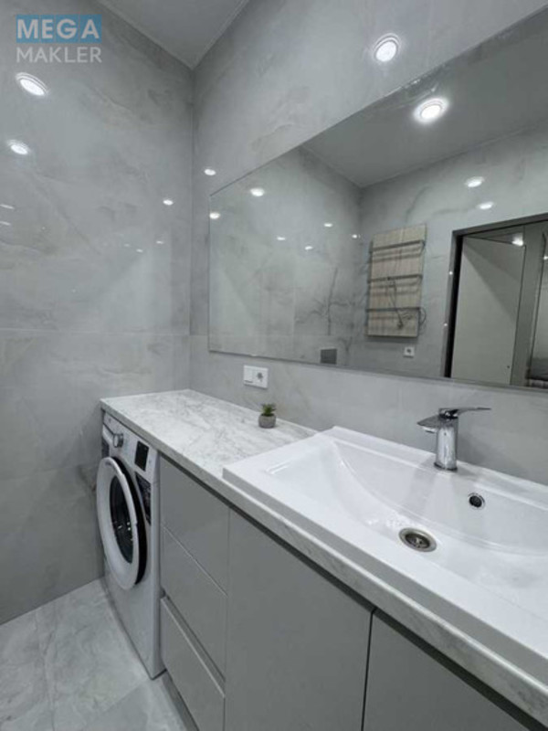 Новобудова, 9 поверхів, <a class="location-link" href="/rovno/" title="Недвижимость Рівне">Рівне</a>, Студентська (изображение 6)