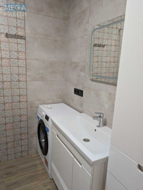Новобудова, 9 поверхів, <a class="location-link" href="/rovno/" title="Недвижимость Рівне">Рівне</a>, Студентська (изображение 8)