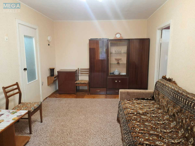 Оренда 2 кімнатної квартири, <a class="location-link" href="/kiev/" title="Недвижимость Київ">Київ</a>, <a class="location-link" href="/kiev/podolskij/" title="Недвижимость Подільський район">Подільський р-н</a>, Світлицького вул., 27 (изображение 2)