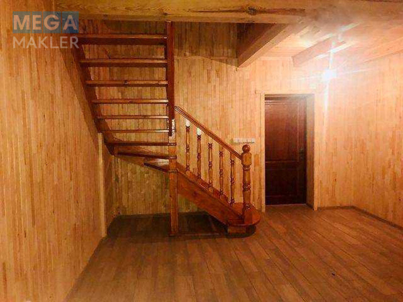 Продаж дома, 2&nbsp;поверху, 275&nbsp;кв.м, 8&nbsp;кімнат, ділянка 35&nbsp;соток, <a class="location-link" href="/klevan/" title="Недвижимость Клевань">Клевань</a>, Незалежності (изображение 6)