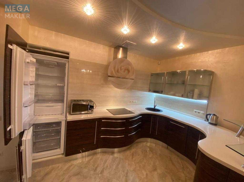 Оренда 2 кімнатної квартири, <a class="location-link" href="/kiev/" title="Недвижимость Київ">Київ</a>, <a class="location-link" href="/kiev/goloseevskij/" title="Недвижимость Голосіївський район">Голосіївський р-н</a>, Ломоносова ул., 71 (изображение 4)