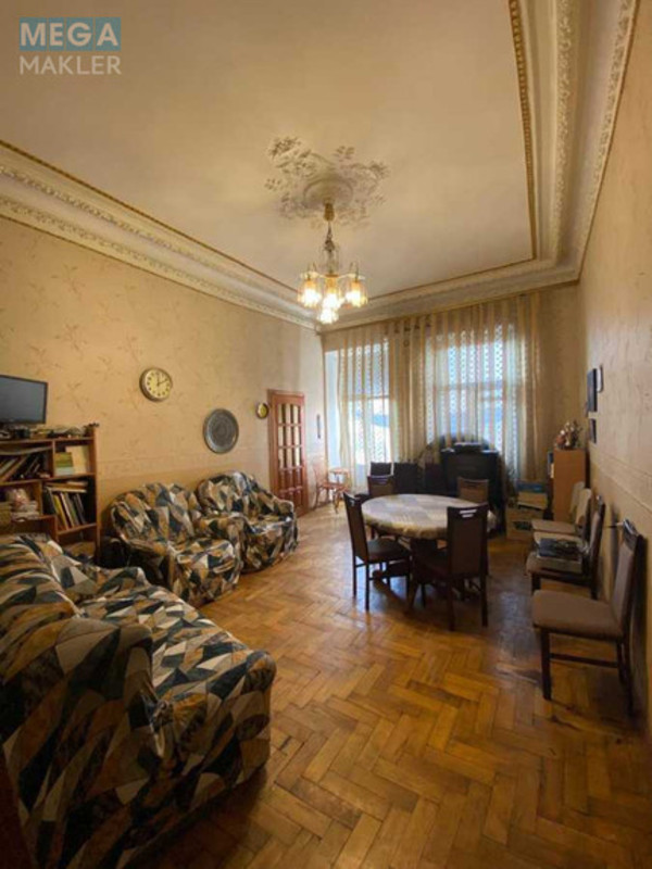 Продаж 3 кімнатної квартири (97/52/10), 3 пов. 4 пов. будинку, <a class="location-link" href="/kiev/" title="Недвижимость Київ">Київ</a>, <a class="location-link" href="/kiev/shevchenkovskij/" title="Недвижимость Шевченківський район">Шевченківський р-н</a>, Саксаганского ул., 147 (изображение 8)