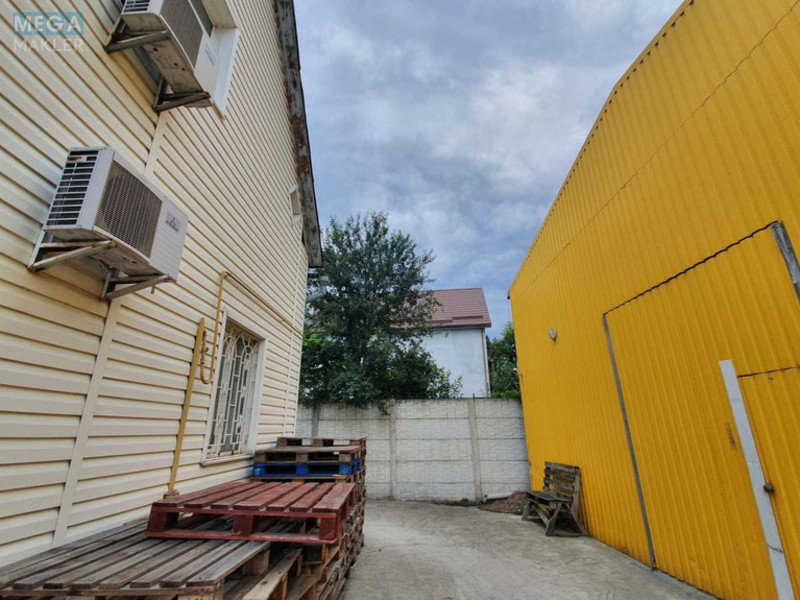 Оренда комерційної нерухомості, 450&nbsp;кв.м, под склад, <a class="location-link" href="/kiev/" title="Недвижимость Київ">Київ</a>, <a class="location-link" href="/kiev/svyatoshinskij/" title="Недвижимость Святошинський район">Святошинський р-н</a>, Академіка Булаховського вул., 6 (изображение 7)