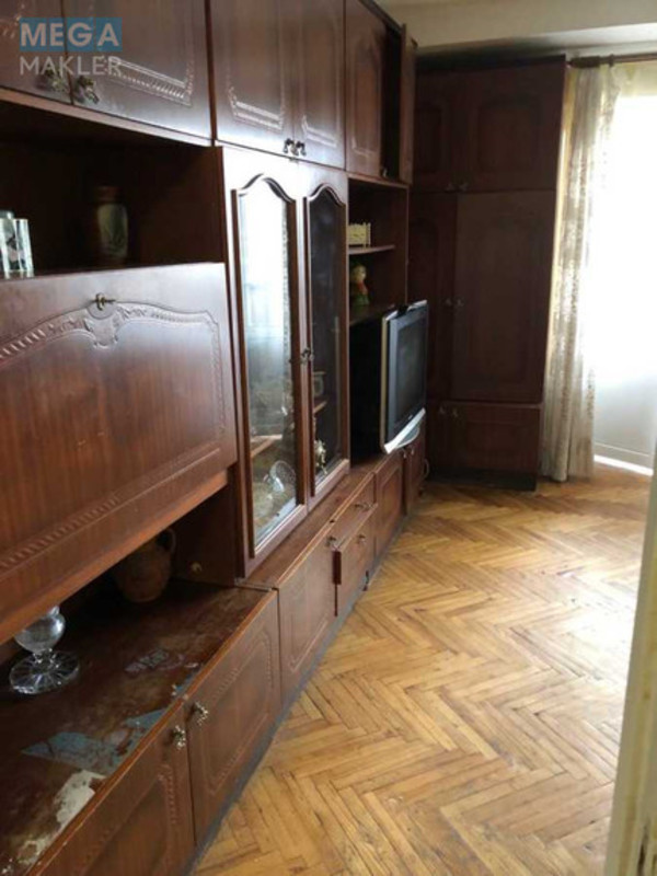 Оренда 1 кімнатної квартири, <a class="location-link" href="/kiev/" title="Недвижимость Київ">Київ</a>, <a class="location-link" href="/kiev/dneprovskij/" title="Недвижимость Дніпровський район">Дніпровський р-н</a>, Русановский бульв., 4 (изображение 4)