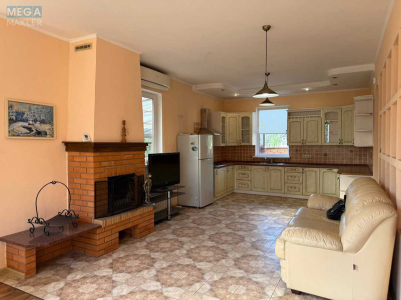 Продаж дома, 3 поверху, 260 кв.м, 6 кімнат, ділянка 5 соток, <a class="location-link" href="/kiev/" title="Недвижимость Київ">Київ</a>, <a class="location-link" href="/kiev/darnickij/" title="Недвижимость Дарницький район">Дарницький р-н</a>, 158-я Садовая ул., 52 (изображение 9)