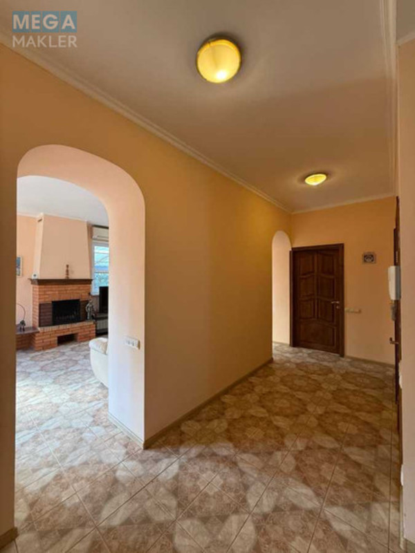 Продаж дома, 3 поверху, 260 кв.м, 6 кімнат, ділянка 5 соток, <a class="location-link" href="/kiev/" title="Недвижимость Київ">Київ</a>, <a class="location-link" href="/kiev/darnickij/" title="Недвижимость Дарницький район">Дарницький р-н</a>, 158-я Садовая ул., 52 (изображение 11)