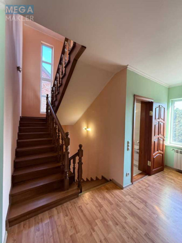 Продаж дома, 3 поверху, 260 кв.м, 6 кімнат, ділянка 5 соток, <a class="location-link" href="/kiev/" title="Недвижимость Київ">Київ</a>, <a class="location-link" href="/kiev/darnickij/" title="Недвижимость Дарницький район">Дарницький р-н</a>, 158-я Садовая ул., 52 (изображение 16)