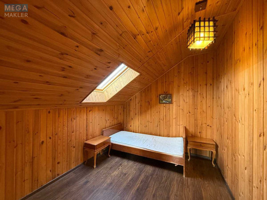 Продаж дома, 3&nbsp;поверху, 260&nbsp;кв.м, 6&nbsp;кімнат, ділянка 5&nbsp;соток, <a class="location-link" href="/kiev/" title="Недвижимость Київ">Київ</a>, <a class="location-link" href="/kiev/darnickij/" title="Недвижимость Дарницький район">Дарницький р-н</a>, 158-я Садовая ул., 52 (изображение 22)