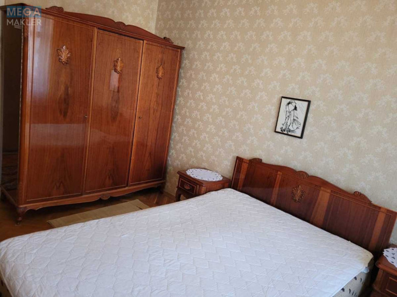 Оренда 2 кімнатної квартири, <a class="location-link" href="/kiev/" title="Недвижимость Київ">Київ</a>, <a class="location-link" href="/kiev/solomenskij/" title="Недвижимость Солом'янський район">Солом'янський р-н</a>, Семьи Идзиковских ул., 4 (изображение 3)
