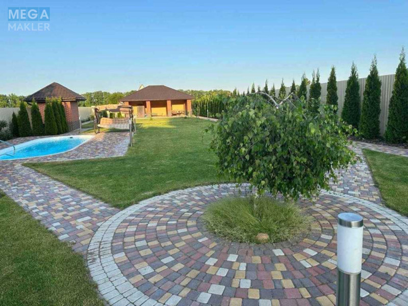 Продаж дома, 2&nbsp;поверху, 320&nbsp;кв.м, 7&nbsp;кімнат, ділянка 26&nbsp;соток, <a class="location-link" href="/gora/" title="Недвижимость Гора">Гора</a>, Толстого (изображение 2)