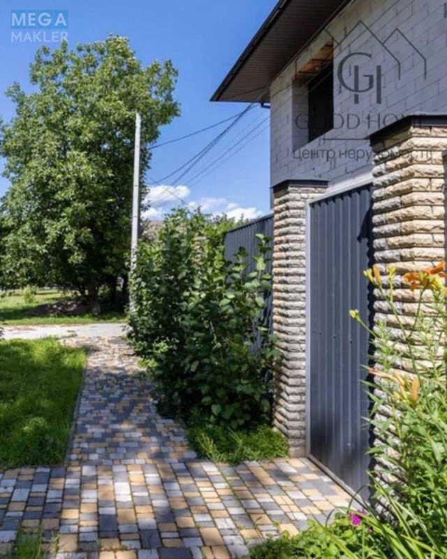 Продаж дома, 2&nbsp;поверху, 320&nbsp;кв.м, 7&nbsp;кімнат, ділянка 26&nbsp;соток, <a class="location-link" href="/gora/" title="Недвижимость Гора">Гора</a>, Толстого (изображение 9)